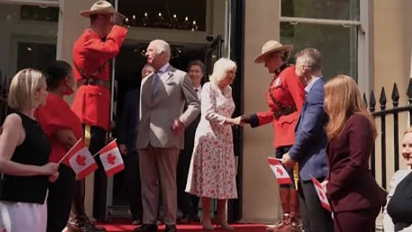 英国国王访问加拿大时隔48年再发表御座演讲，暗示特朗普“别插手”