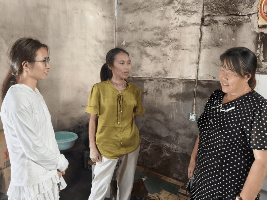 “晨巡晚议”暖民心 | 鹤塘镇苏洋村：干部走访察民情，双措并举暖人心