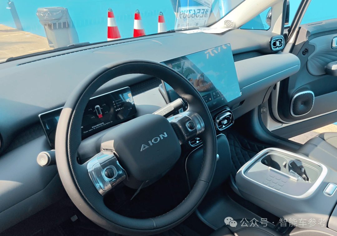 刘强东入局换电：京东5万开卖“网约车神车”，88秒补能500km，首发华为“云车机”