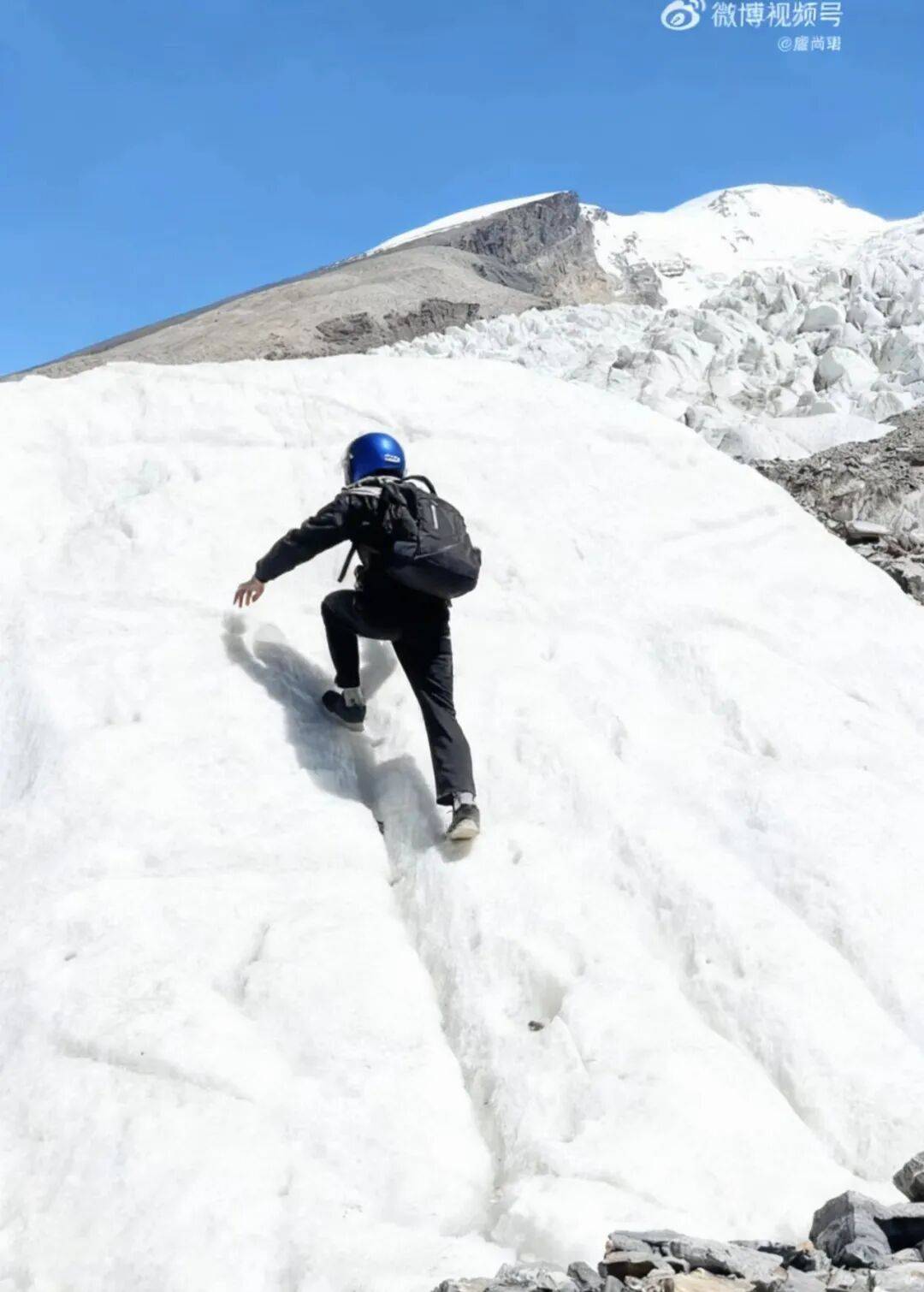 高考16次的唐尚珺直播带货，网友们决定不笑他了
